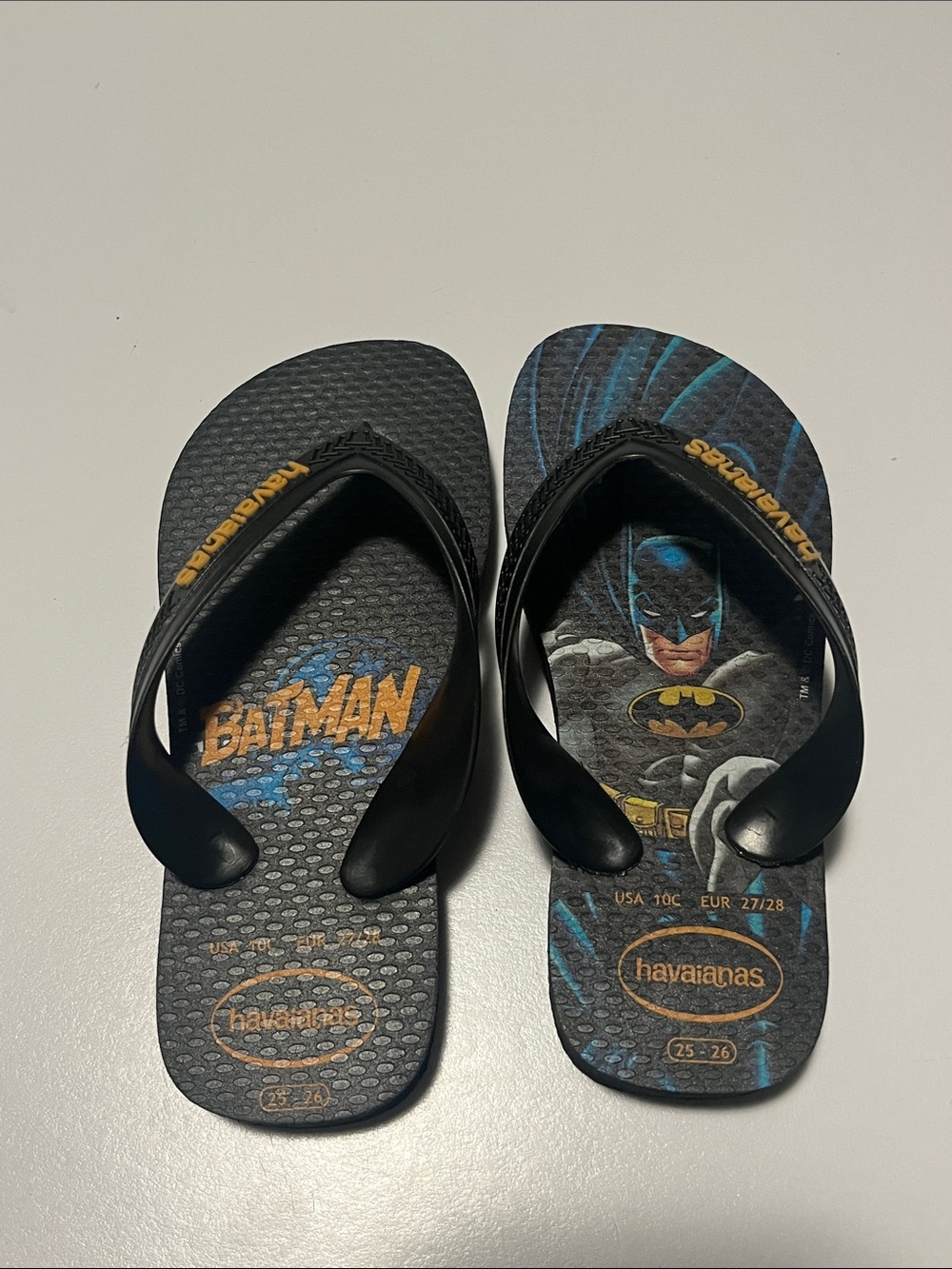 Havaianas Kids Batman Black Flip Flops NWOT